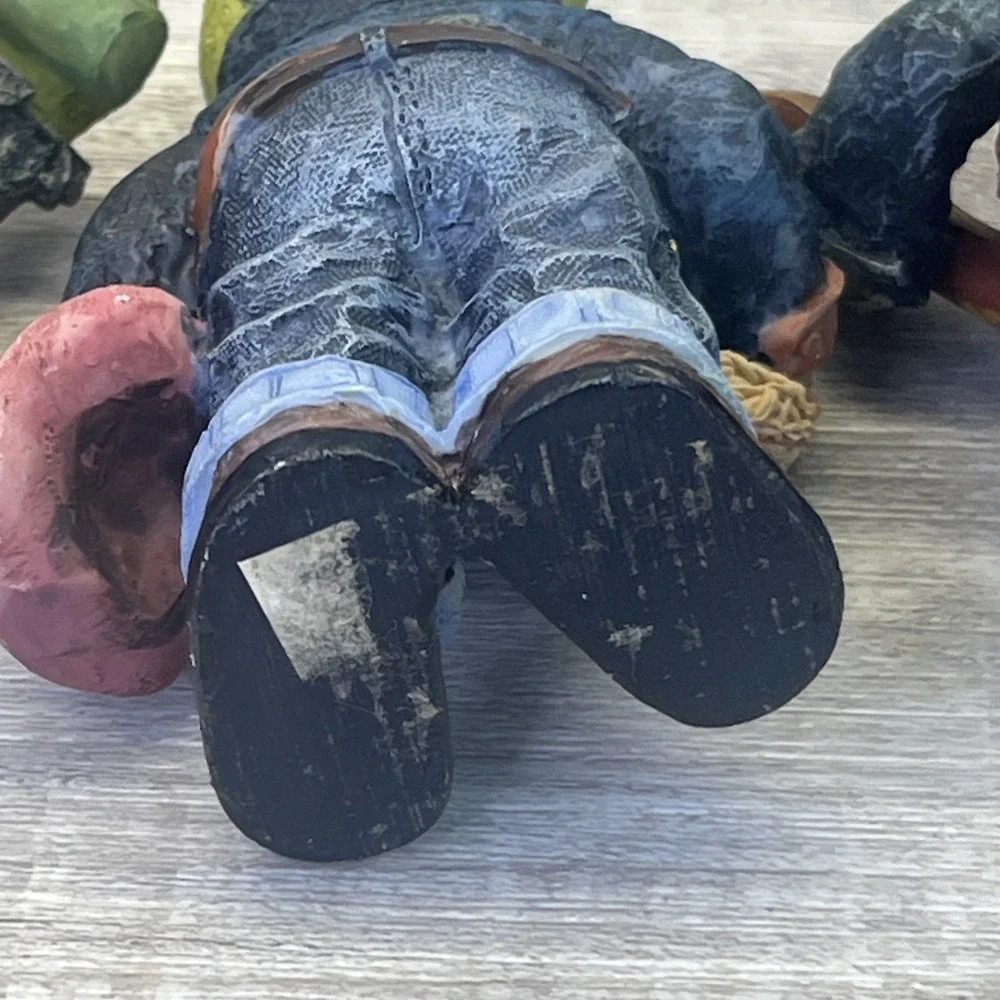 Cowboy Frog Figurines  Country Western Frogs in Hats & Denim Boots Set Of 3